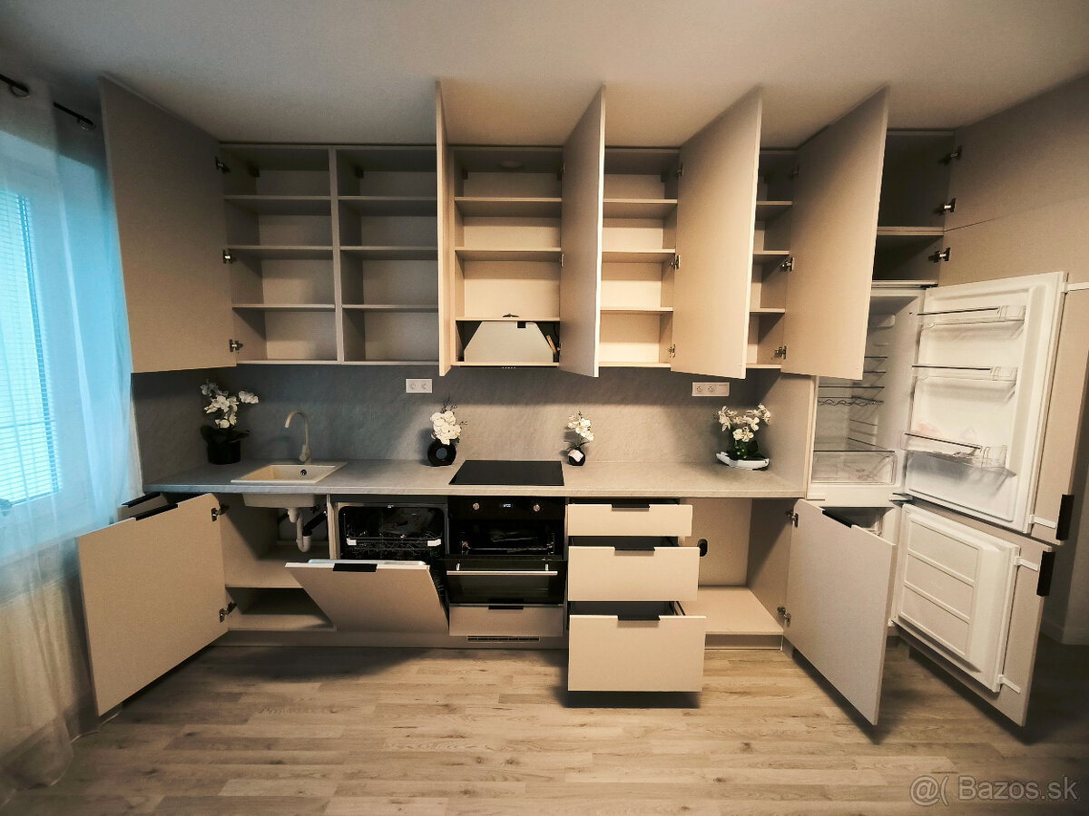 NOVÁ CENA Nanovo zrek. i zariad.byt na Raketovej ul.,BA - 3