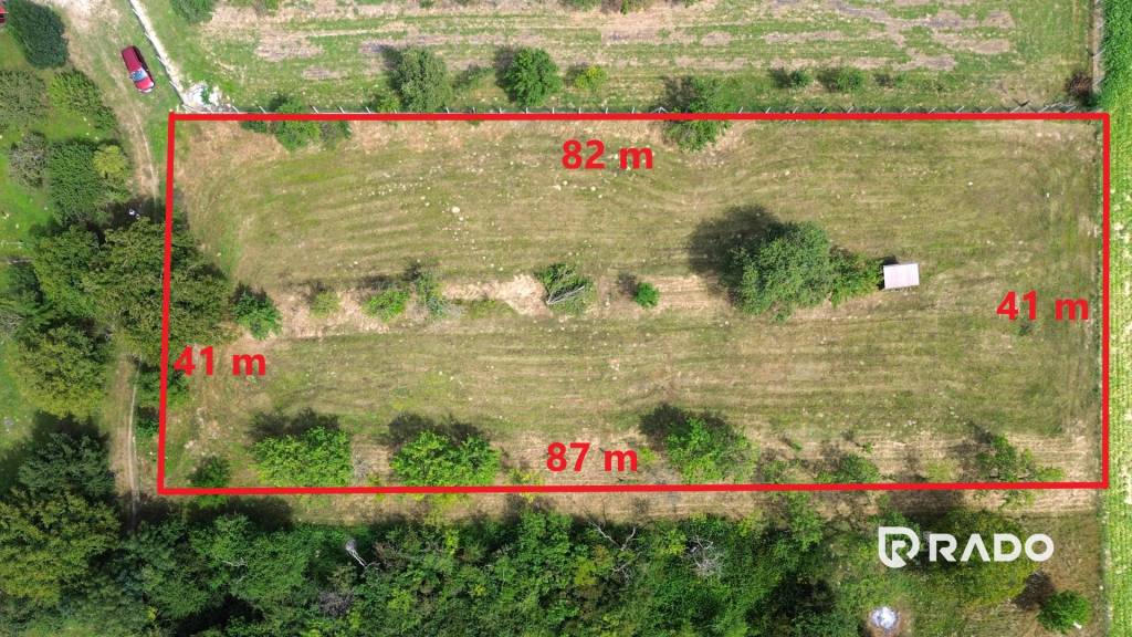 RADO | Obrovský slnečný rovinatý stavebný pozemok - Pruské - - 3