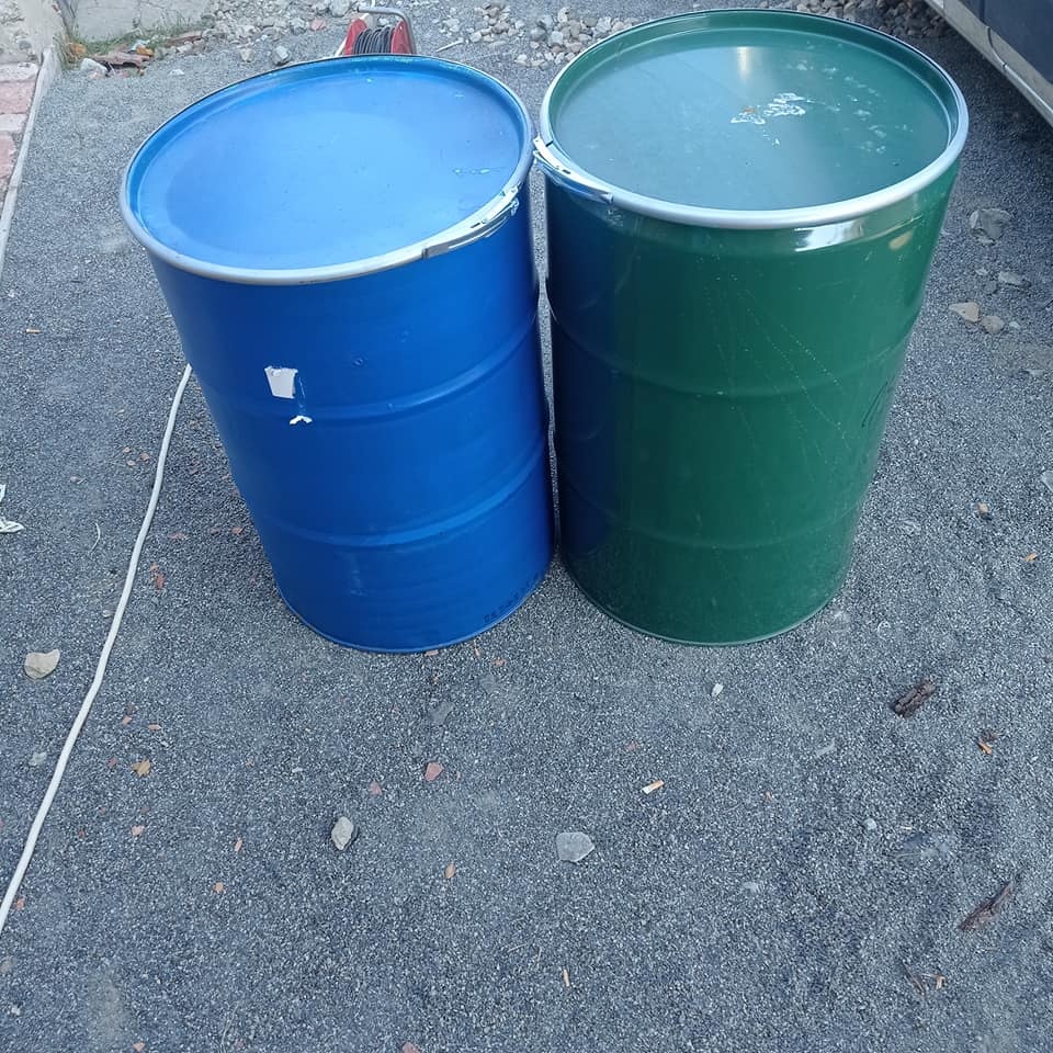 Plastové a plechové sudy - 3