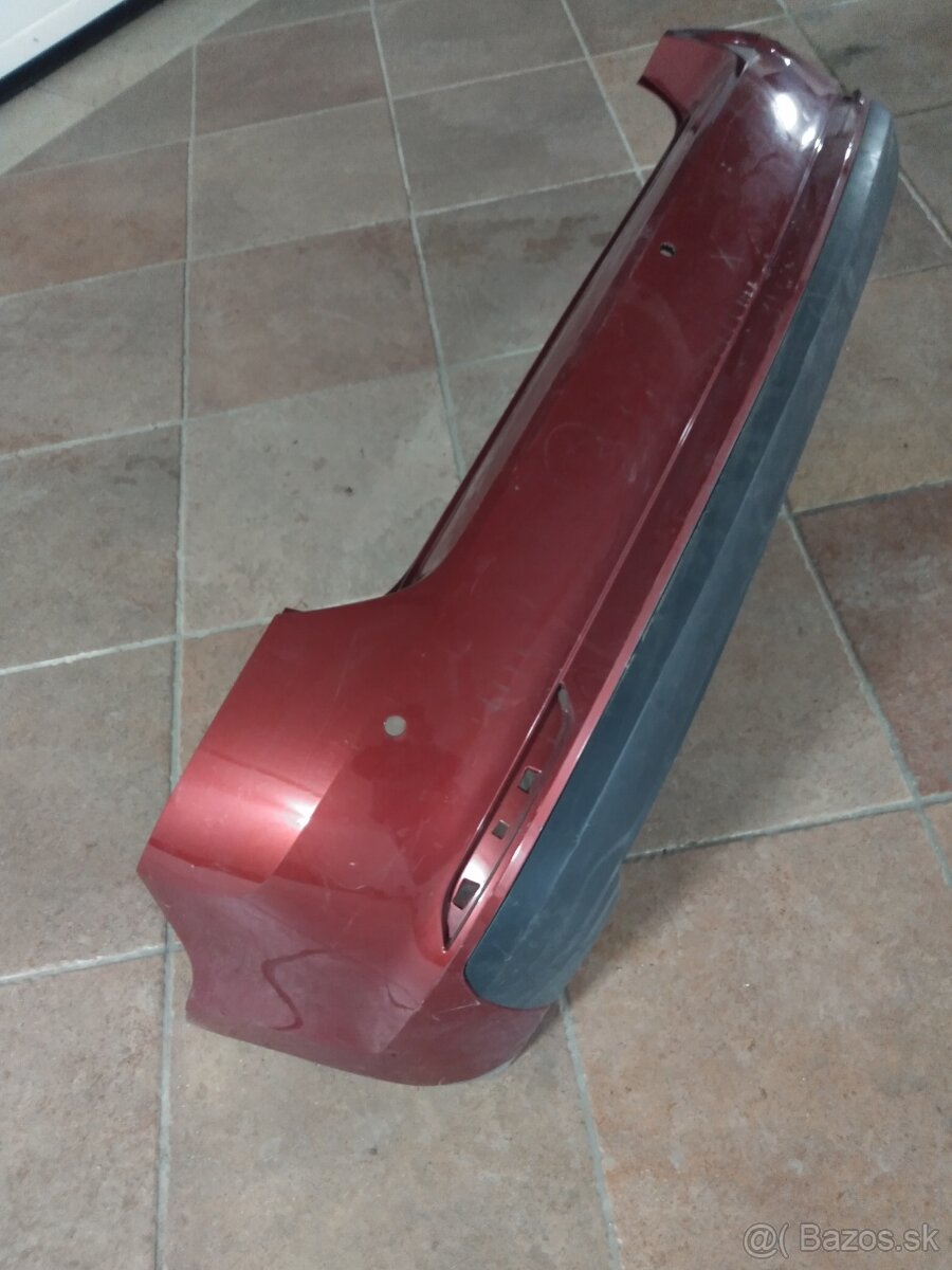 Nárazník zadný škoda Rapid. - 3