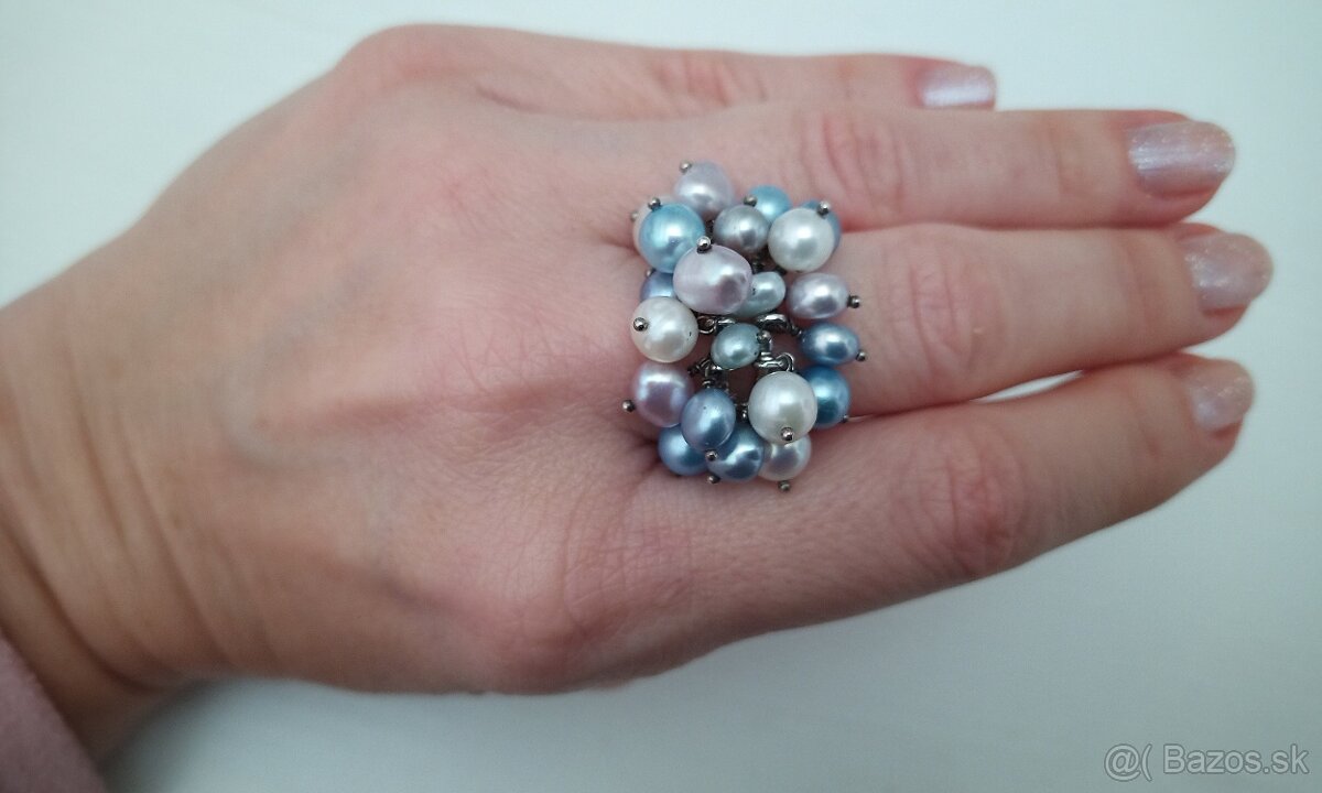 Strieborný prsteň s perličkami - 3