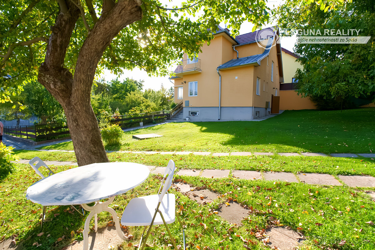 Atraktívny meštiansky dom s veľkou záhradou v Levoči - 3