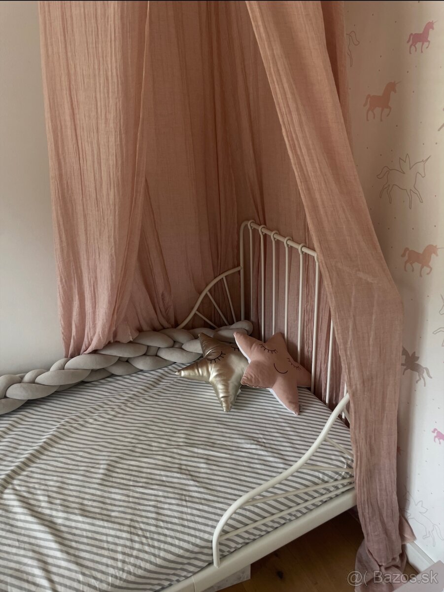 posteľ - 3