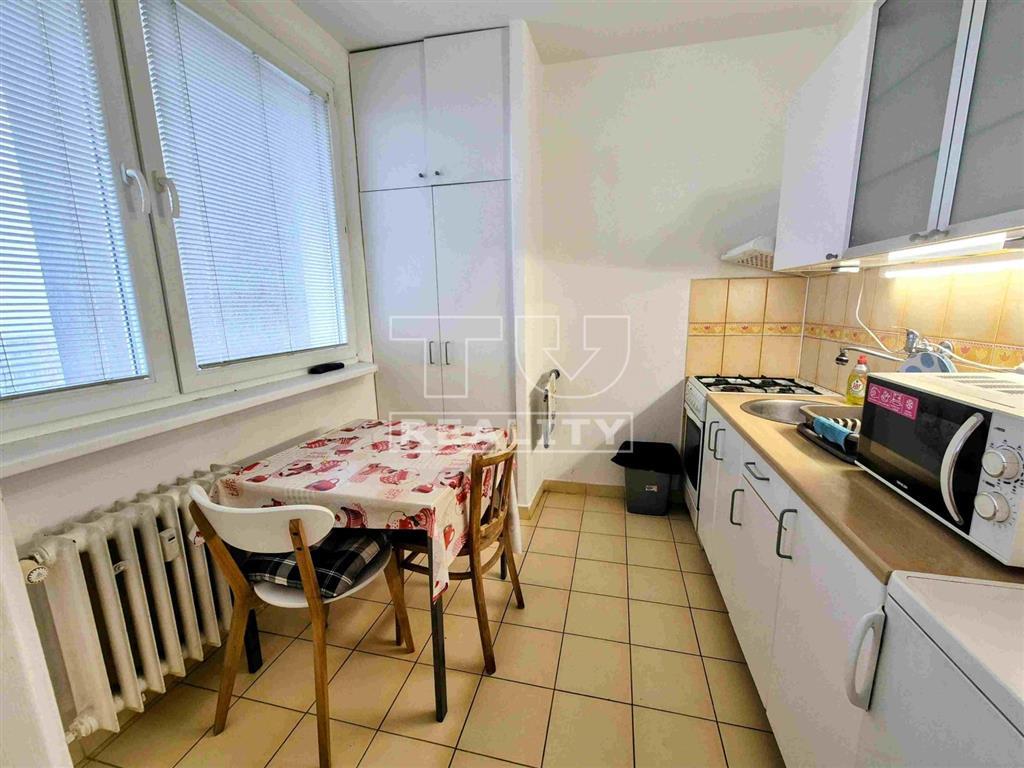 TUreality ponúka na prenájom pekný 1i byt v Dúbravke,... - 3