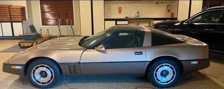 Chevrolet Corvette C4 - 3
