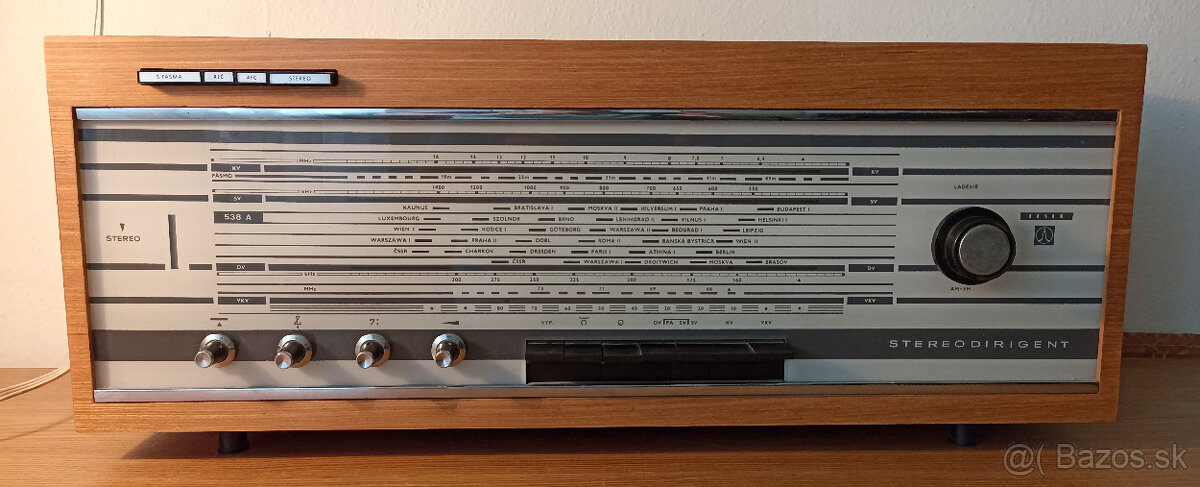 Staré retro rádio Tesla Stereodirigent 538A + reproduktory - 3