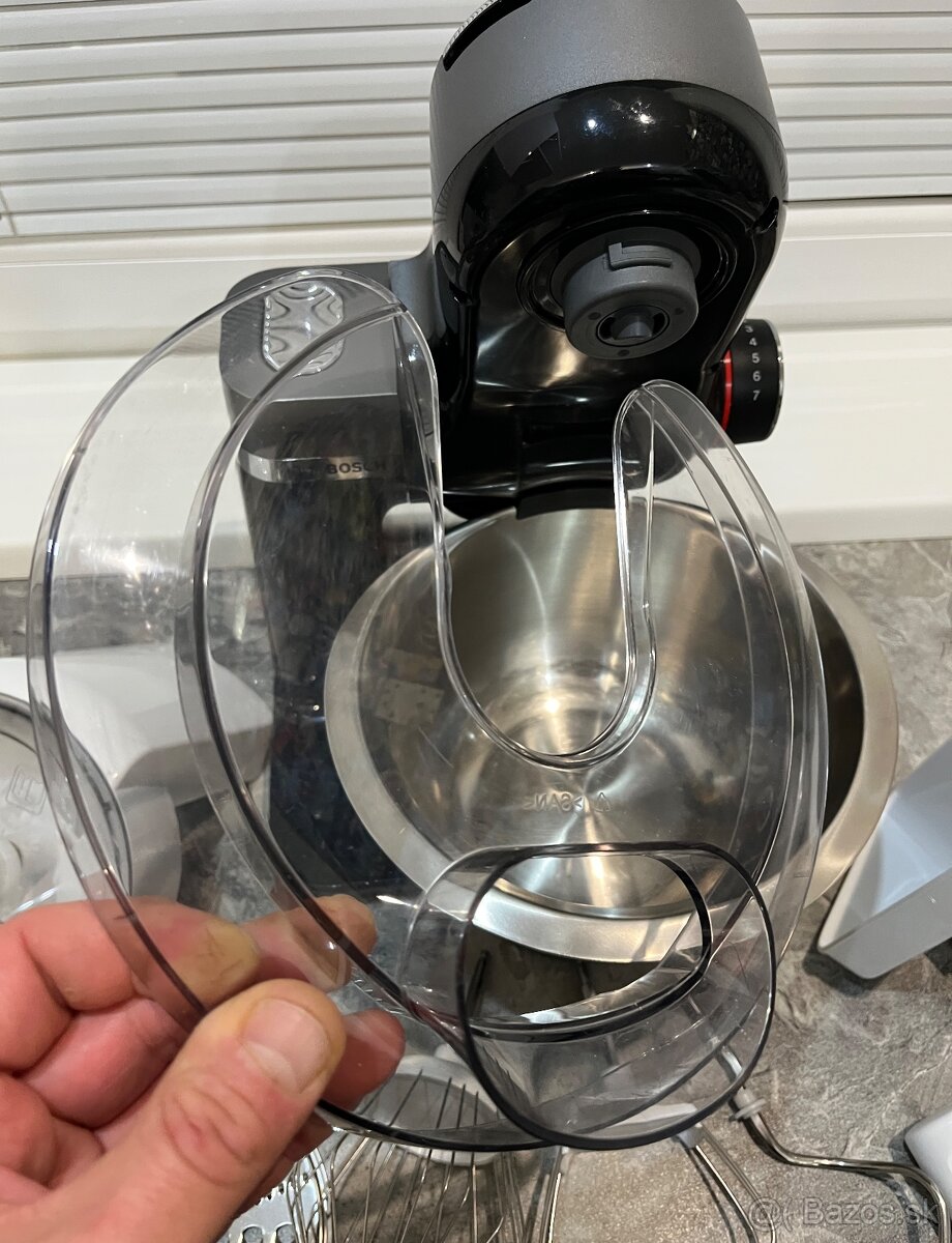 Bosch MUM Serie 2 MUMS2VM00 900W kuchynský robot - 3