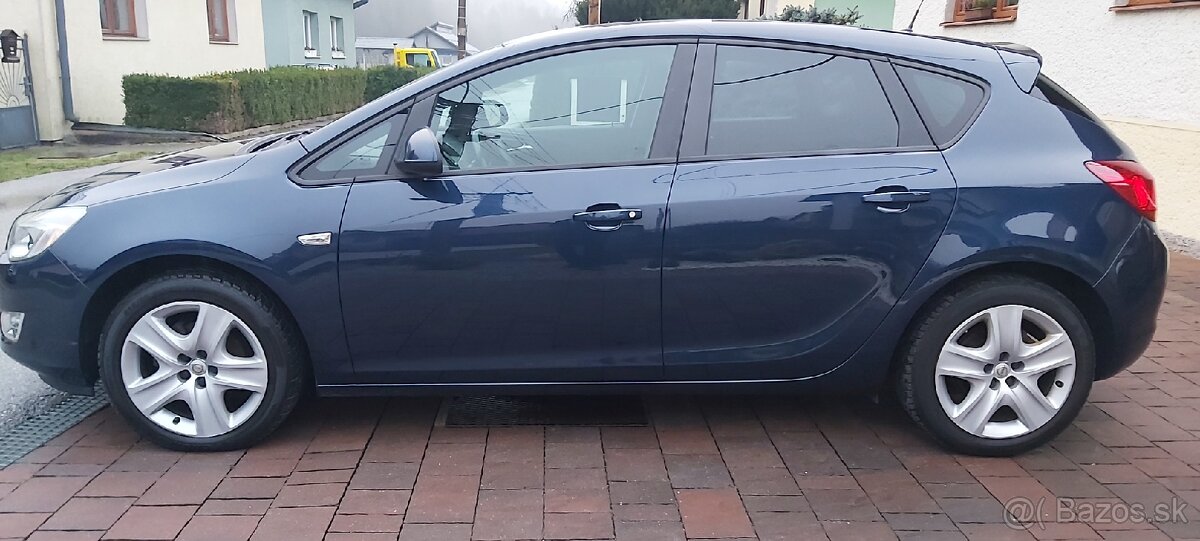 Opel Astra 1.4 Turbo - 3