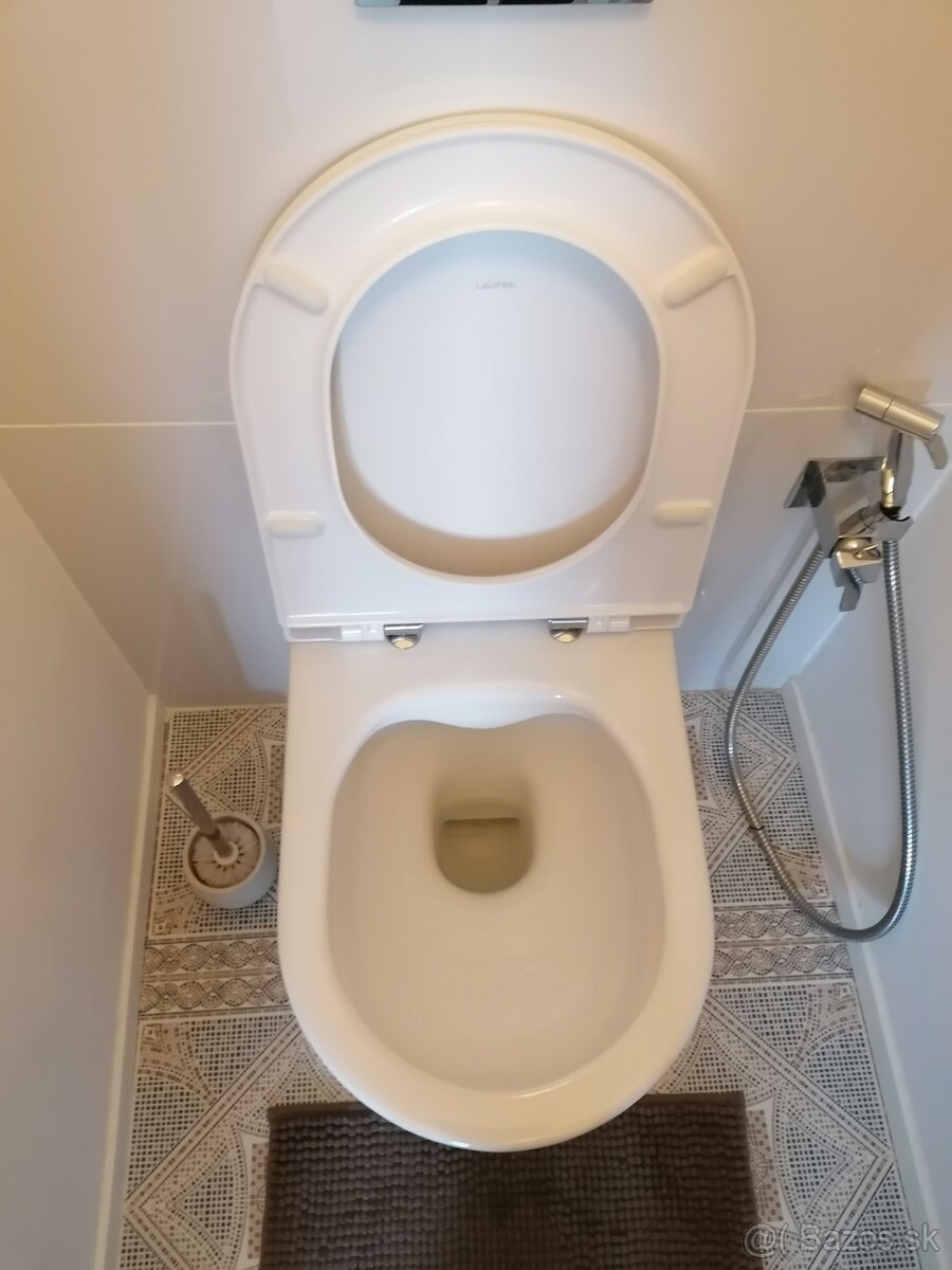 závesné WC Laufen - 3