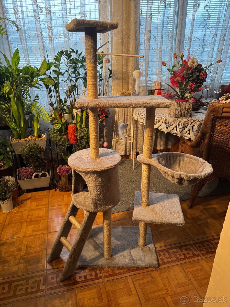 Škrabadlo pre mačky s domčekom - 3