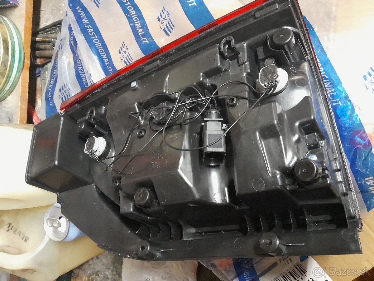 Ľavé zadné svetlo vw t6 - 3
