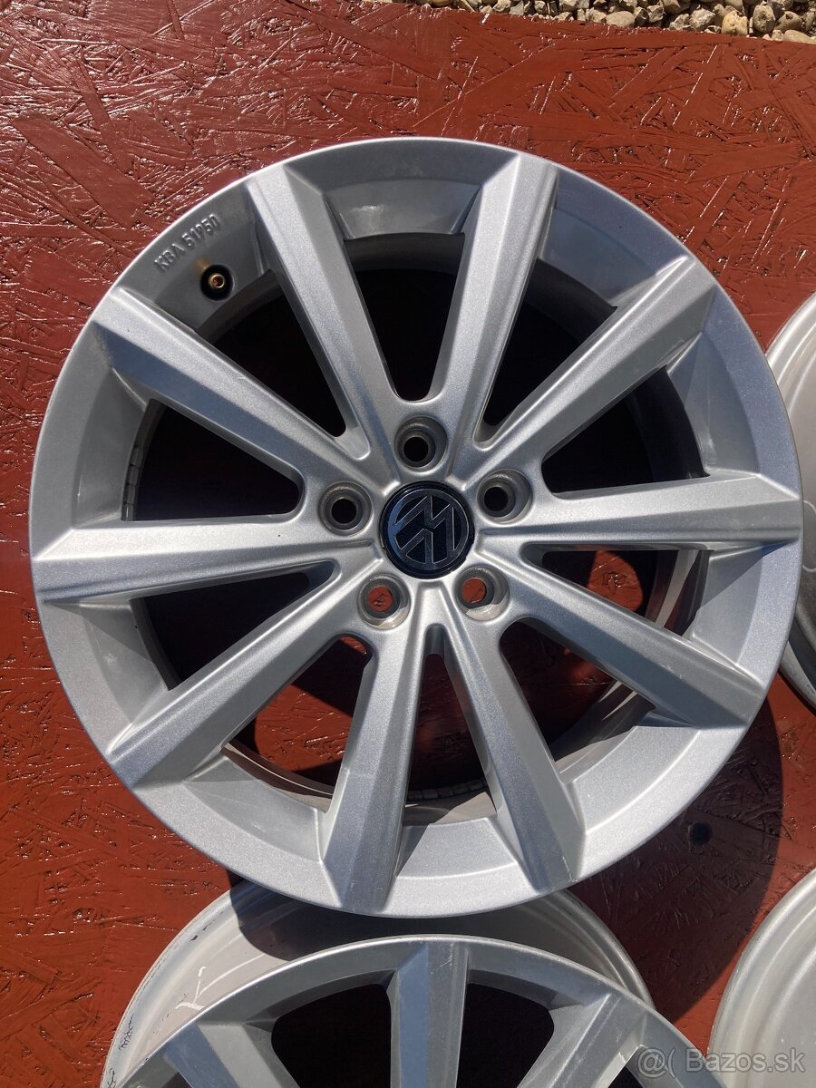 VW 2GM071496 - 3