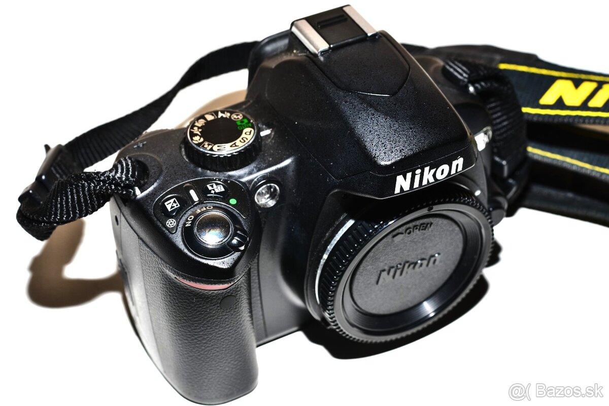 Nikon D60 + příslušenství - 3