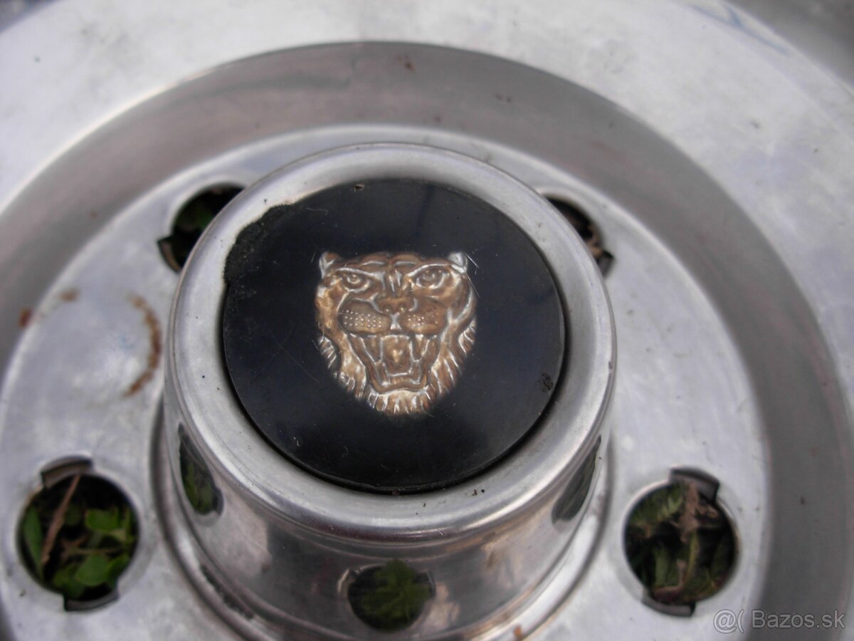 Puklice kolies na Jaguar - 3