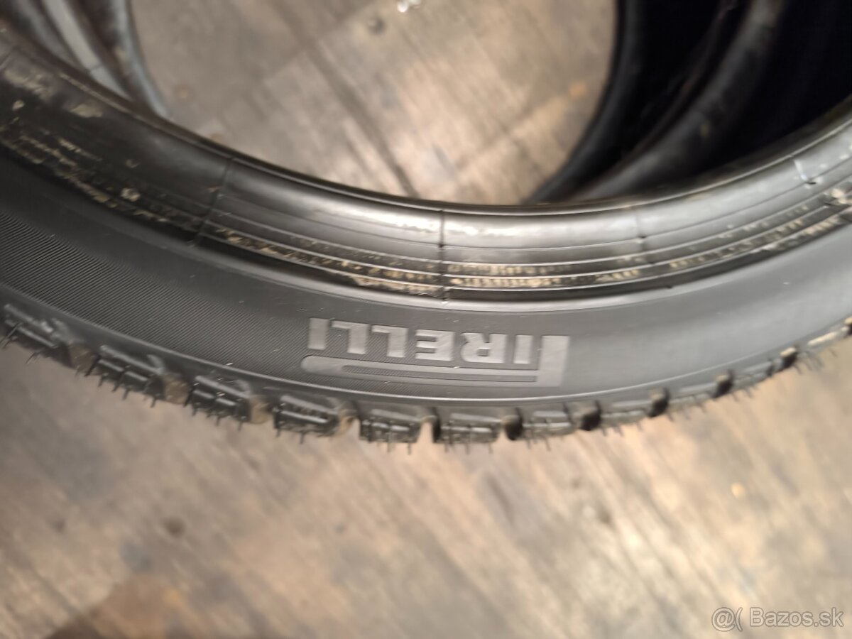 Pirelli Sottozero 3 225/40 R19 93H Runflat - 3