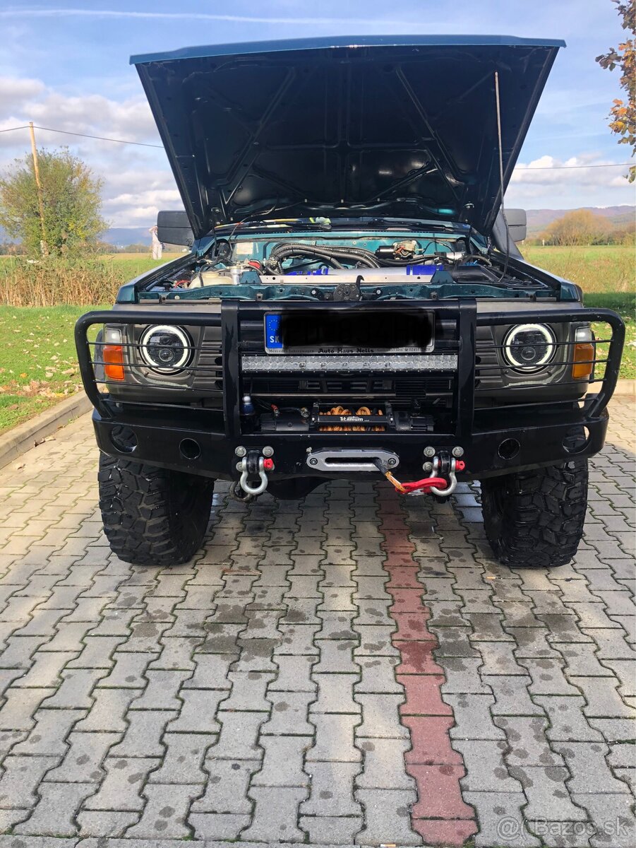 Nissan Patrol GRY60