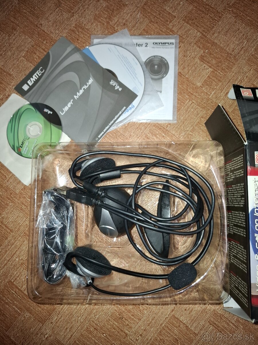 Predam webkameru a stereoheadset s mikrofonom - 3