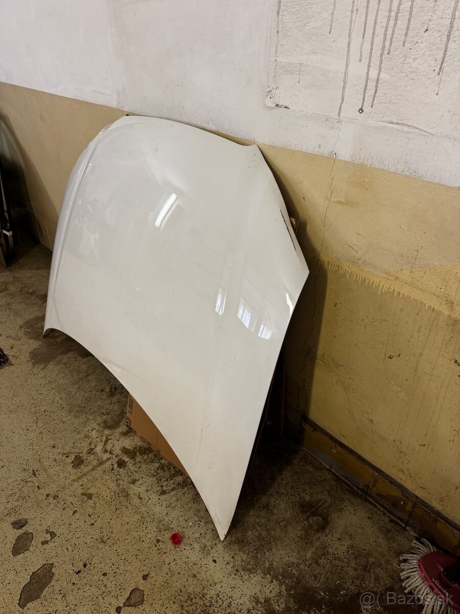 Audi A4 B8 2007-2011 kapota - 3