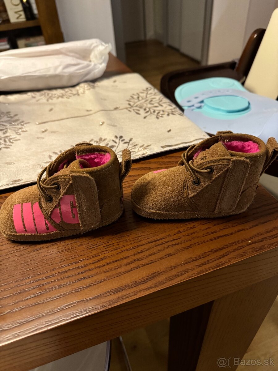 UGG detské čizmy velkost 18 - 3