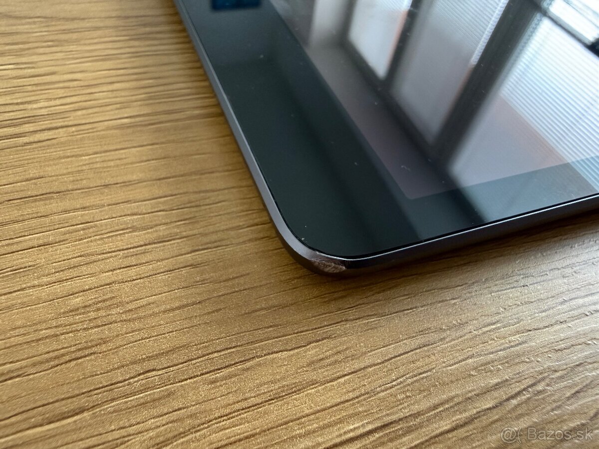 iPad 10.2 256 GB WiFi Vesmírne Sivý 2021 - 3