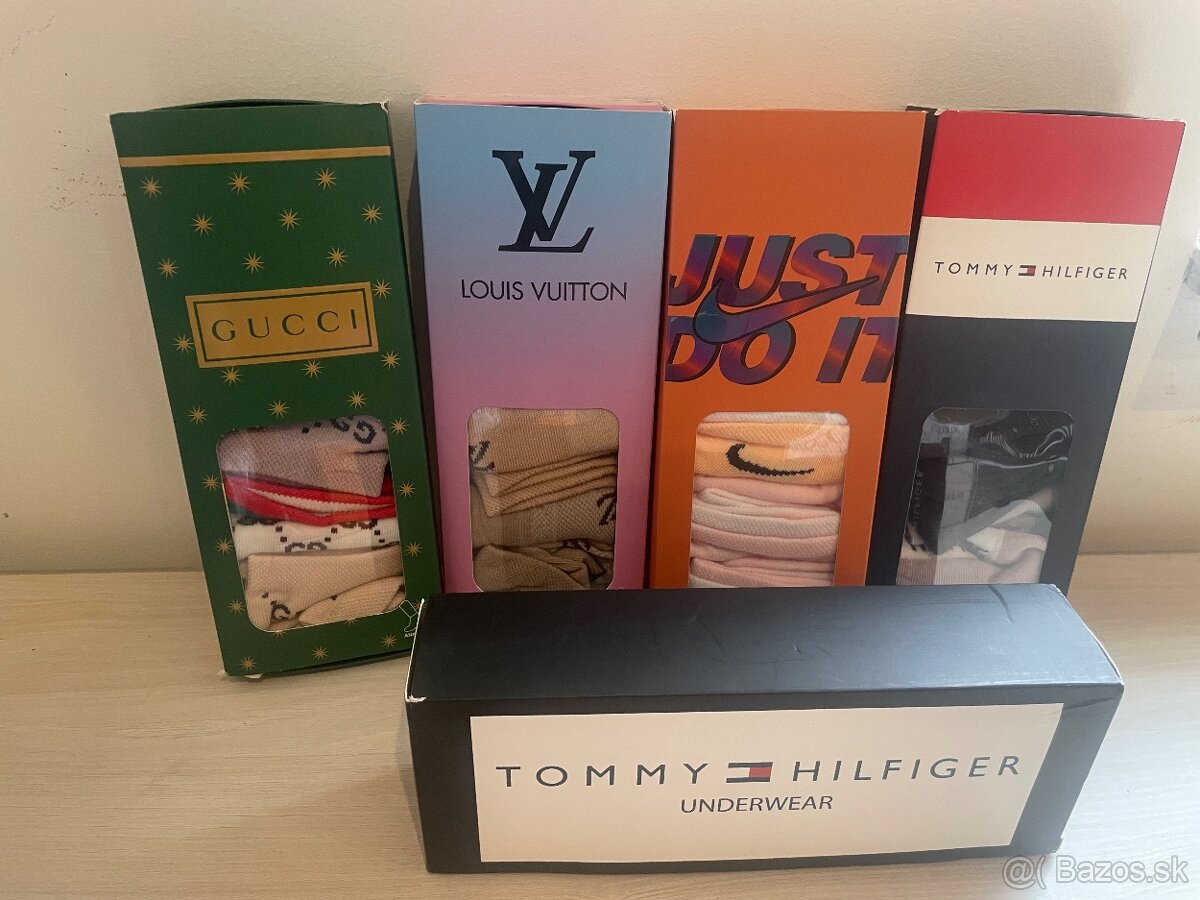 Značkové spodné prádlo, ponožky - 3
