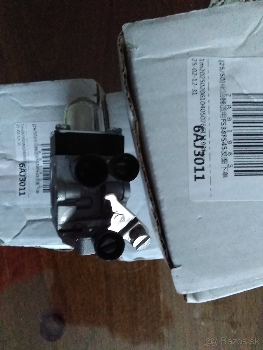 Predám karburátoryy na krovinorezy FS Stihl - 3