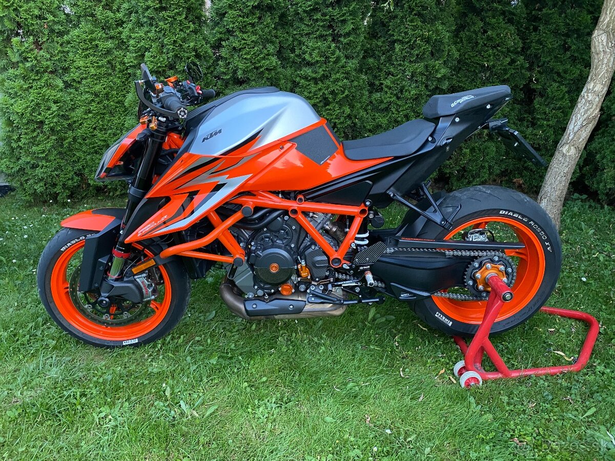 KTM Superduke 1290 R 2023 + Tech Pack - 3