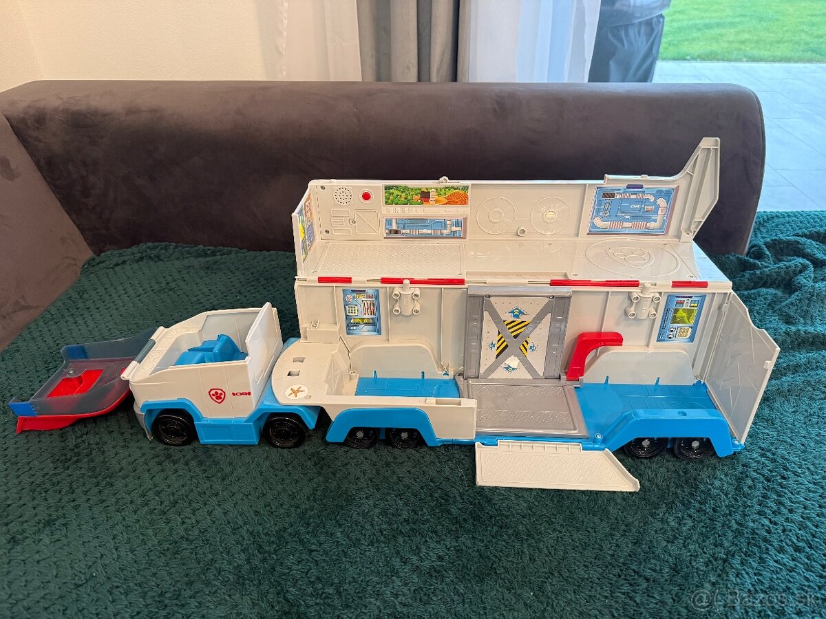 Labkova patrola kamion - 3