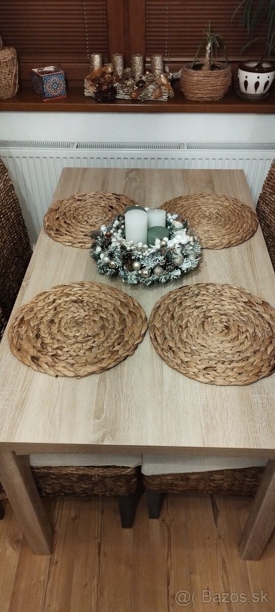 Jedálenský stôl - 3