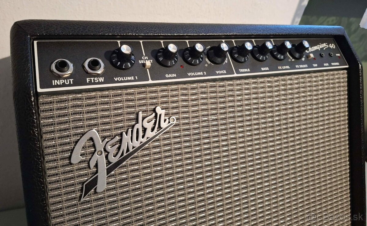Fender Champion 40 - 3