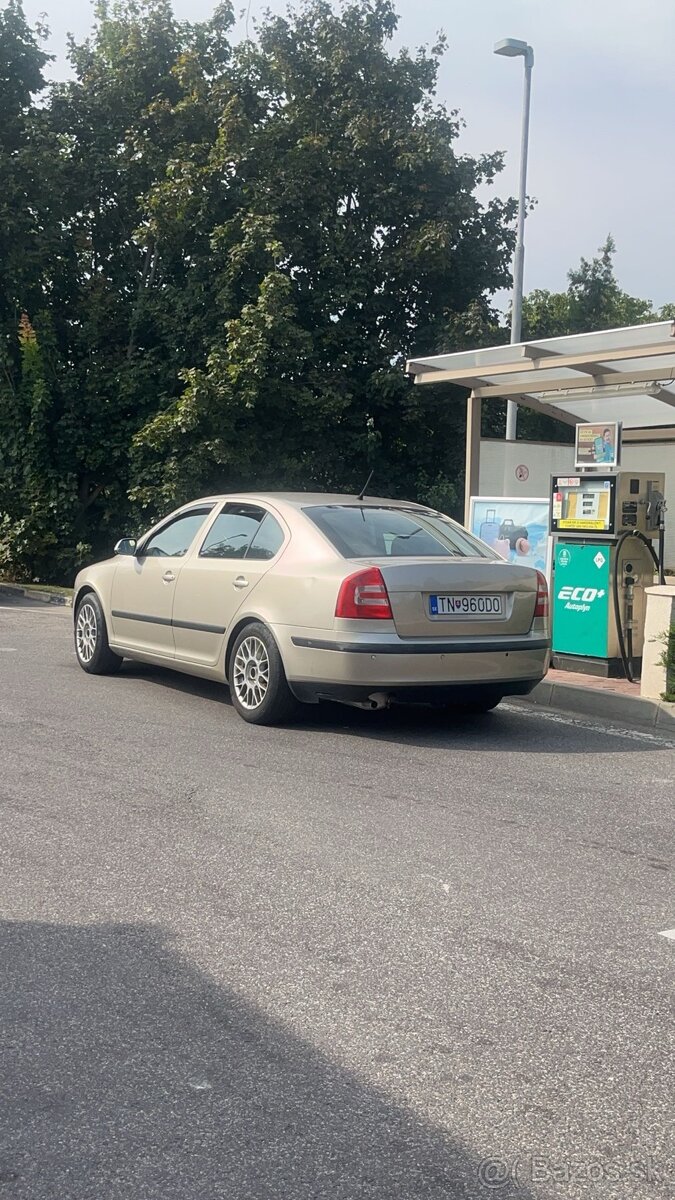 Predám škoda octavia 2 - 3