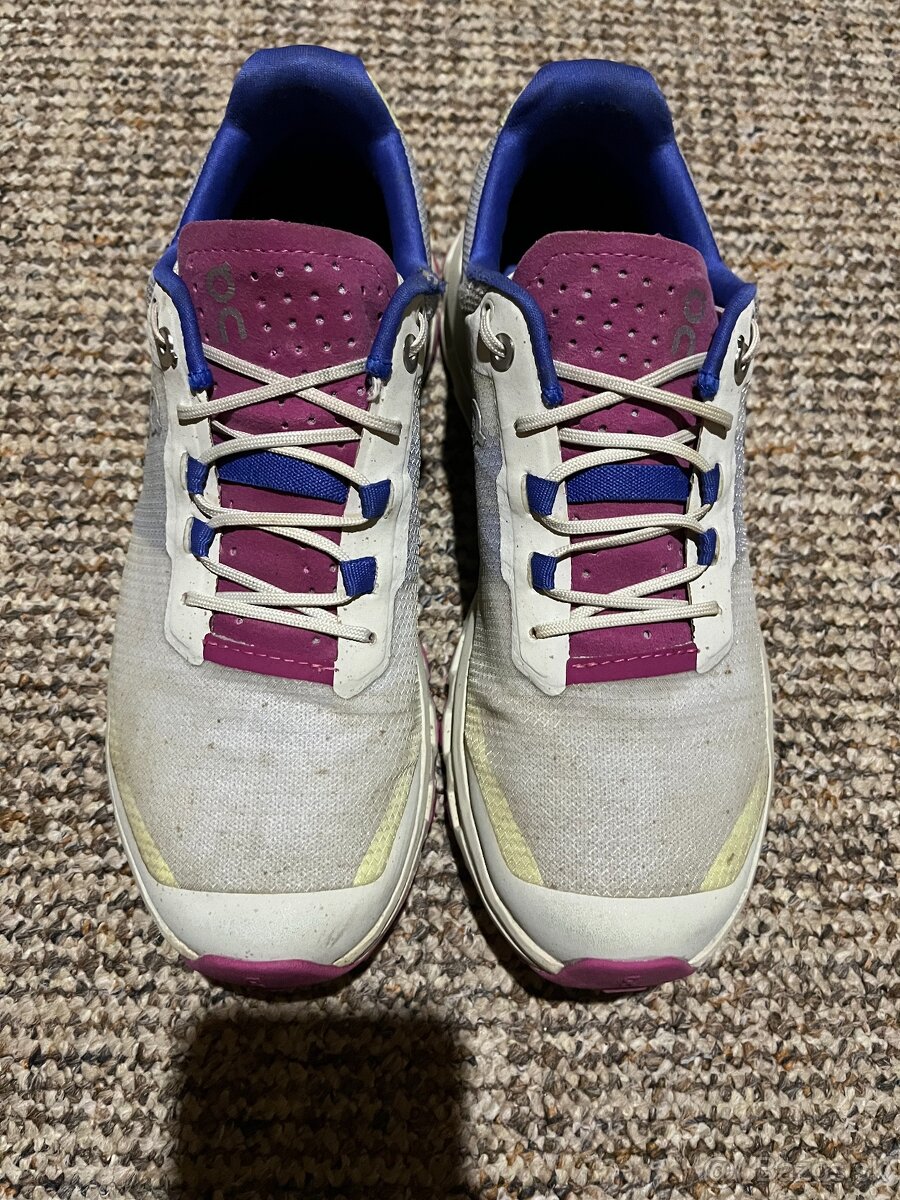 On Running, model Cloudvista, velikost 38 - 3
