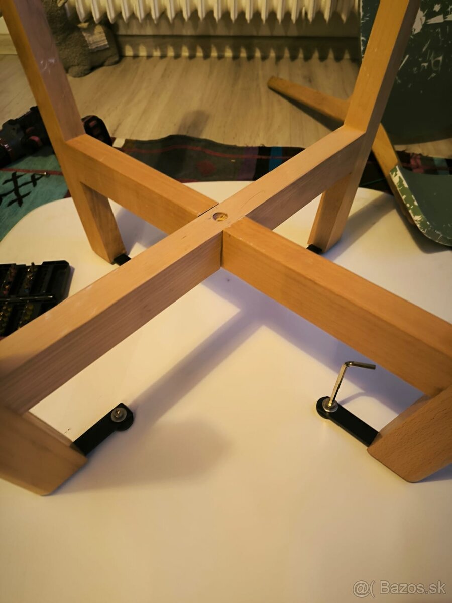 Jedálenský stôl 80x80x75 - 3