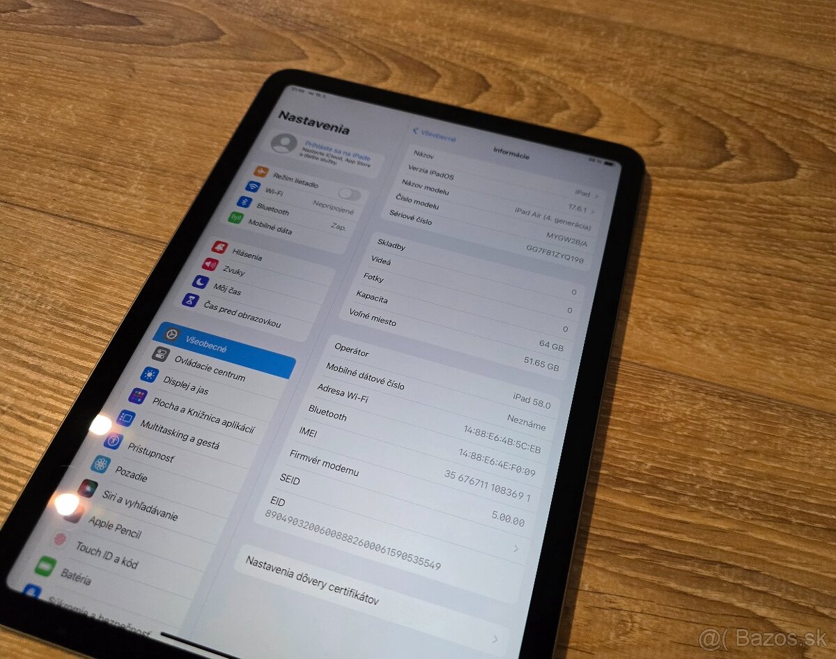 Apple iPad Air 4 64GB Cellular - 3