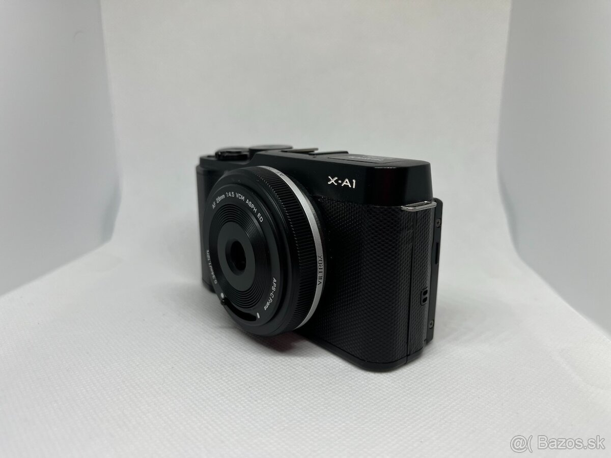 Fujifilm X-A1 + Viltrox AF 28mm f/4.5 - 3