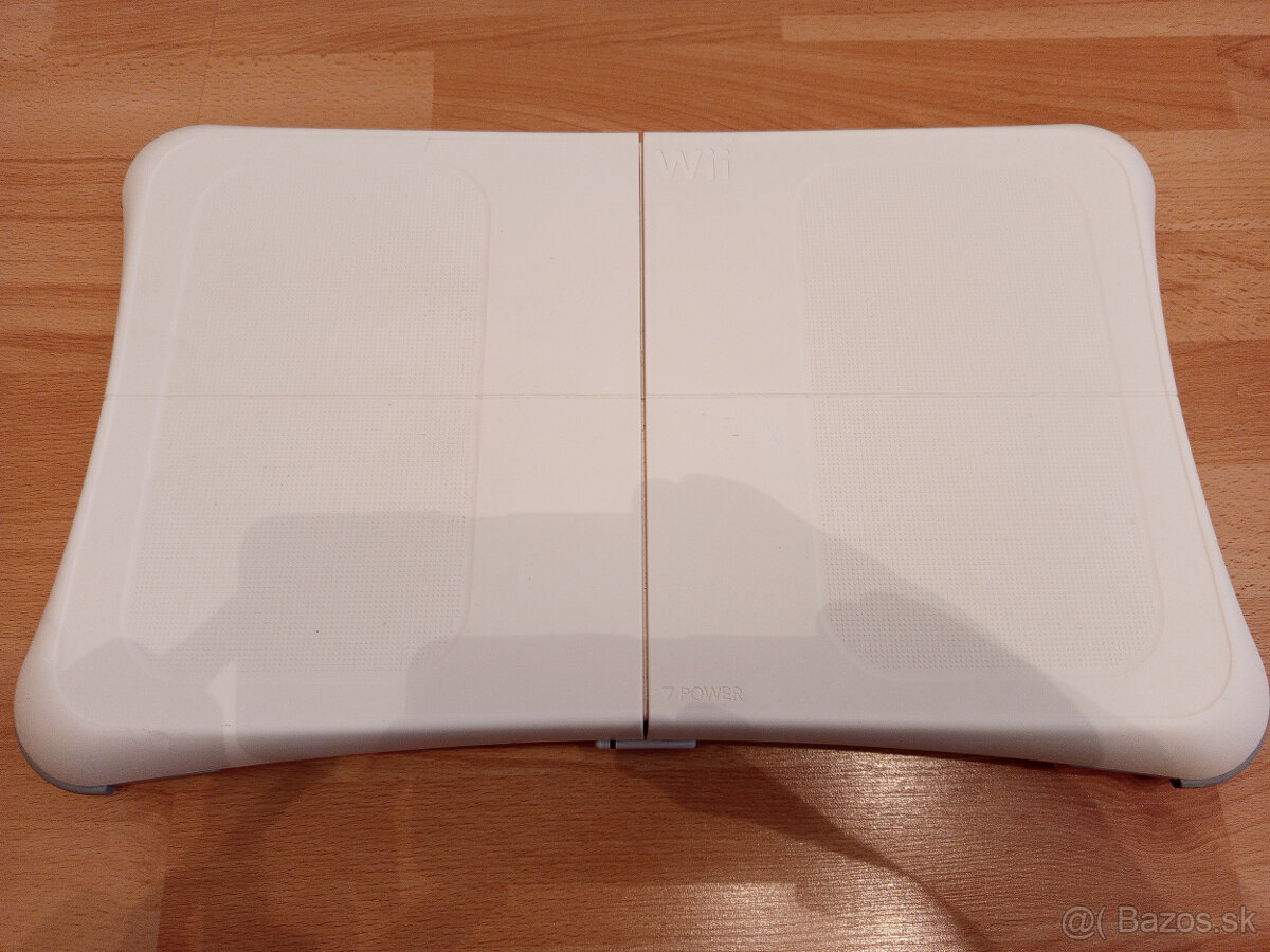 Nintendo Wii - komplet ovládač + WiFit Board + HRY - 3