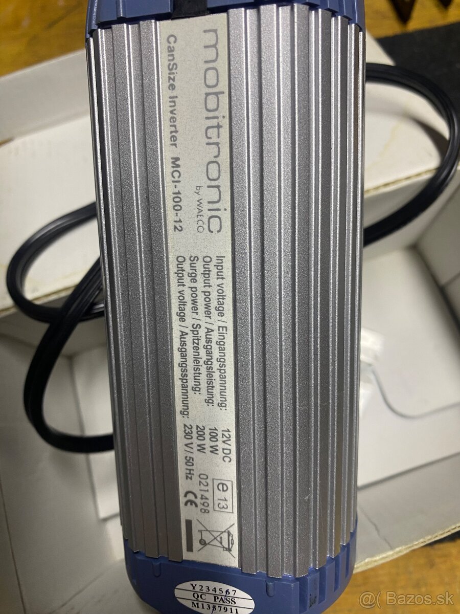 Menič napätia 12v-230v - 3