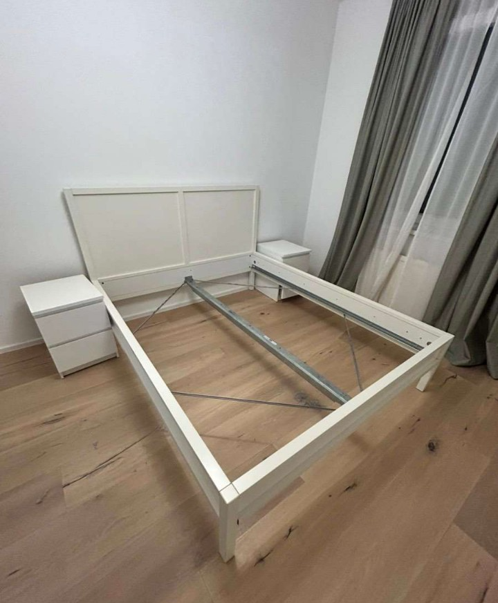 Posteľ+2 nočné stolíky - 3