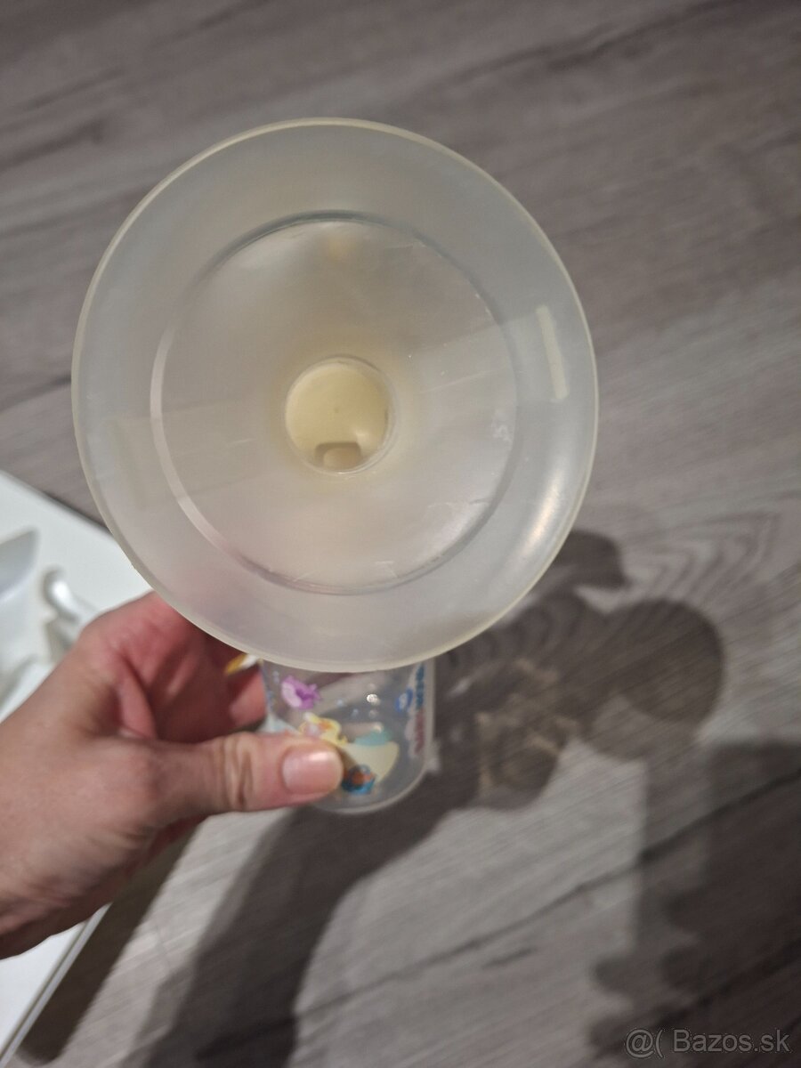 Manuálna odsávačka materského mlieka - 3