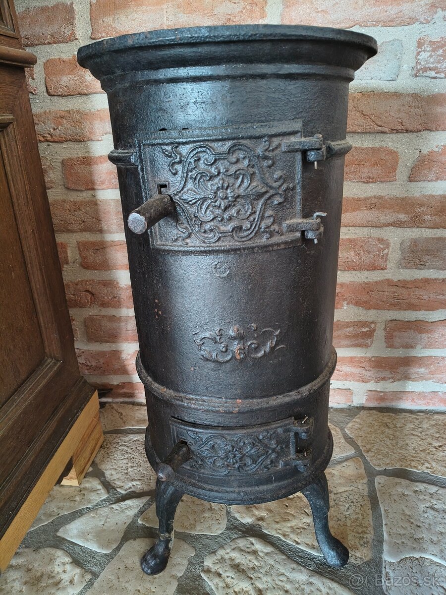 Staré liatinové kachle - 3