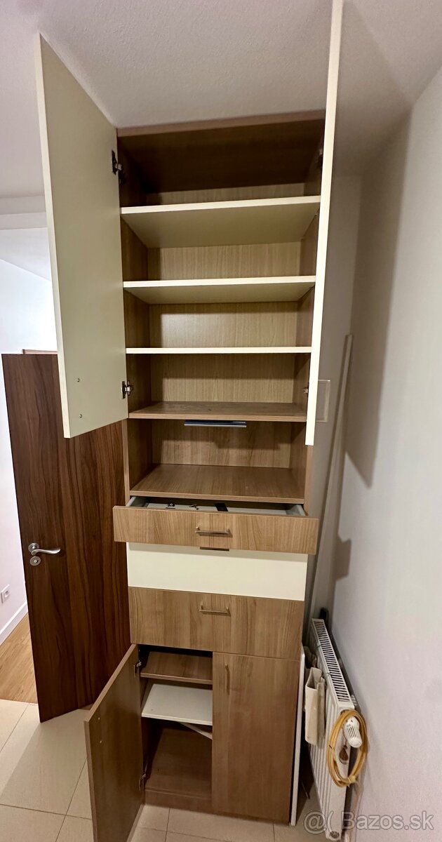 Vstavaná skrinka - 3