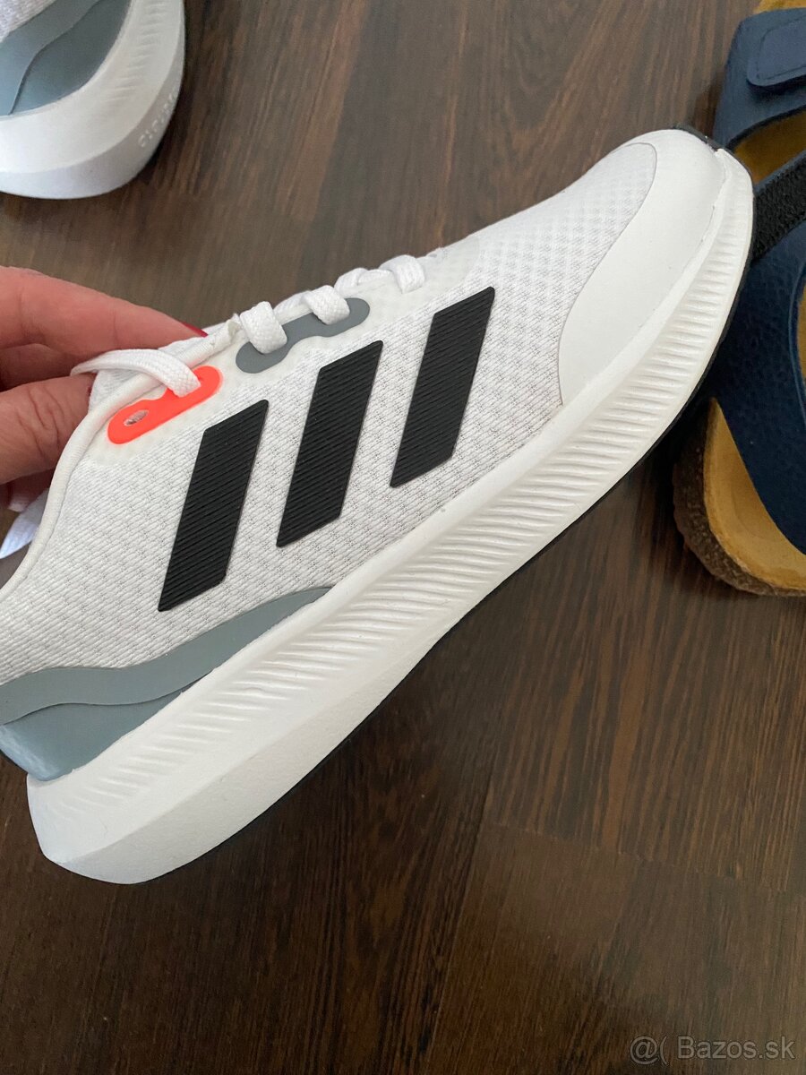 Adidas - 3