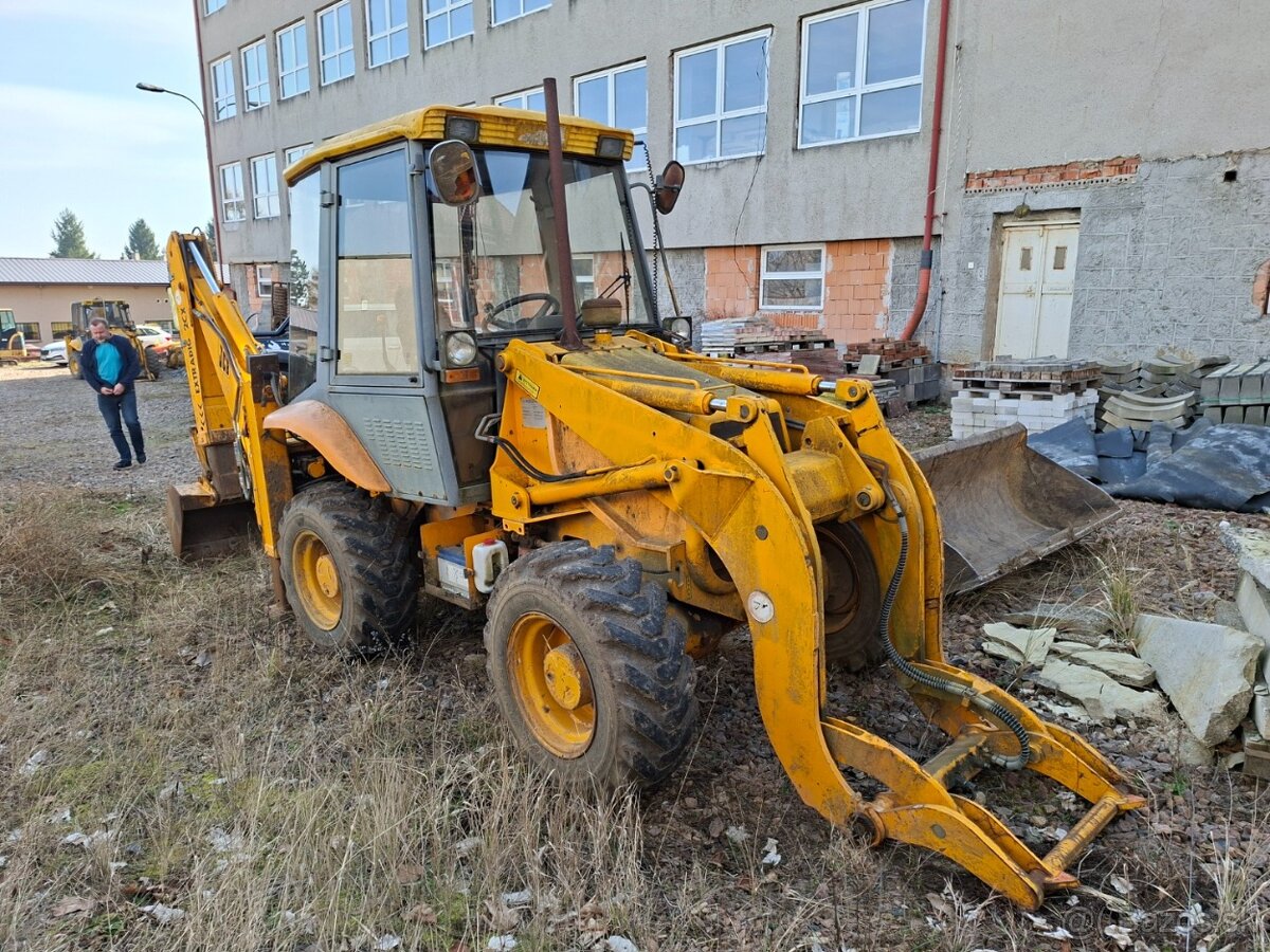 JCB 2CX - 3