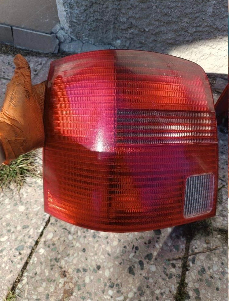 Zadné svetlá VW Passat b5 combi - 3