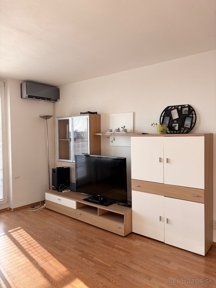 Predaj 4 izbový byt Bratislava - Nová Rožnavská - 3