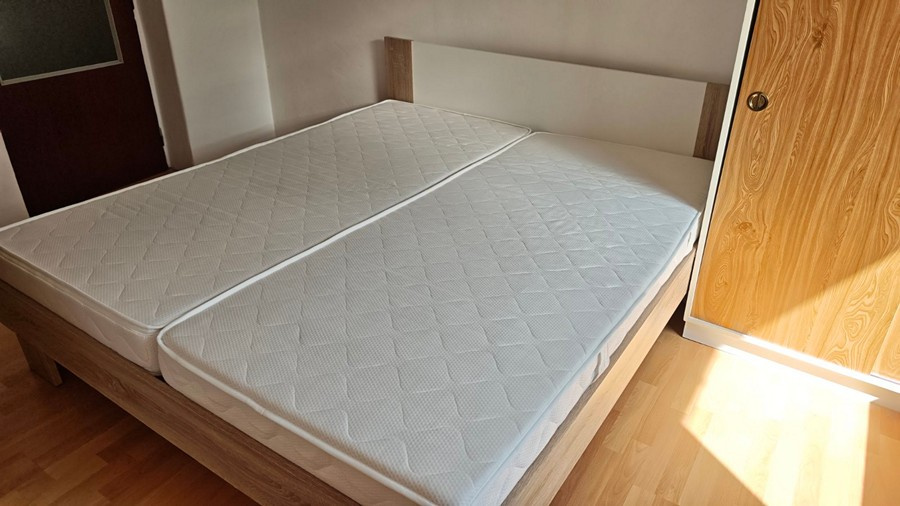 Manželská posteľ - 3