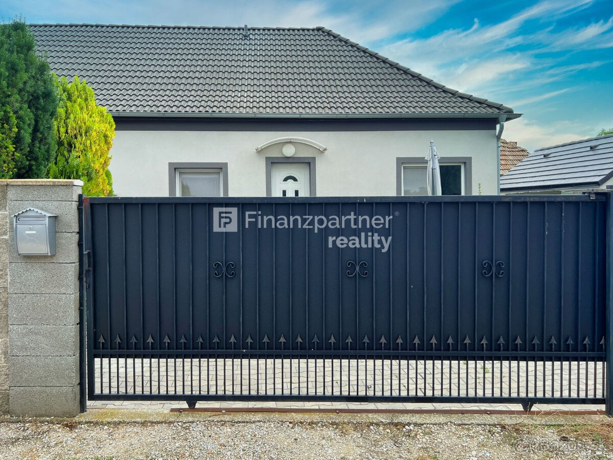 Zrekonštruovaný rodinný dom Diakovce, Šala - 3