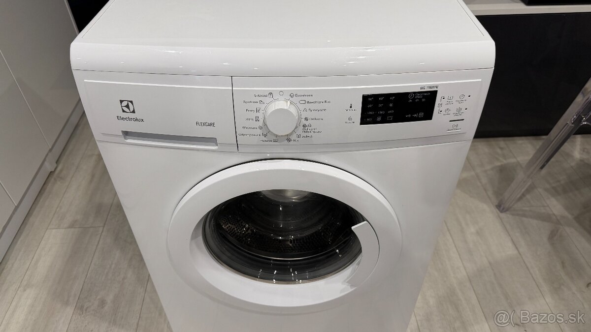 ELECTROLUX 1200 RPM 6KG SensiCare® - 3