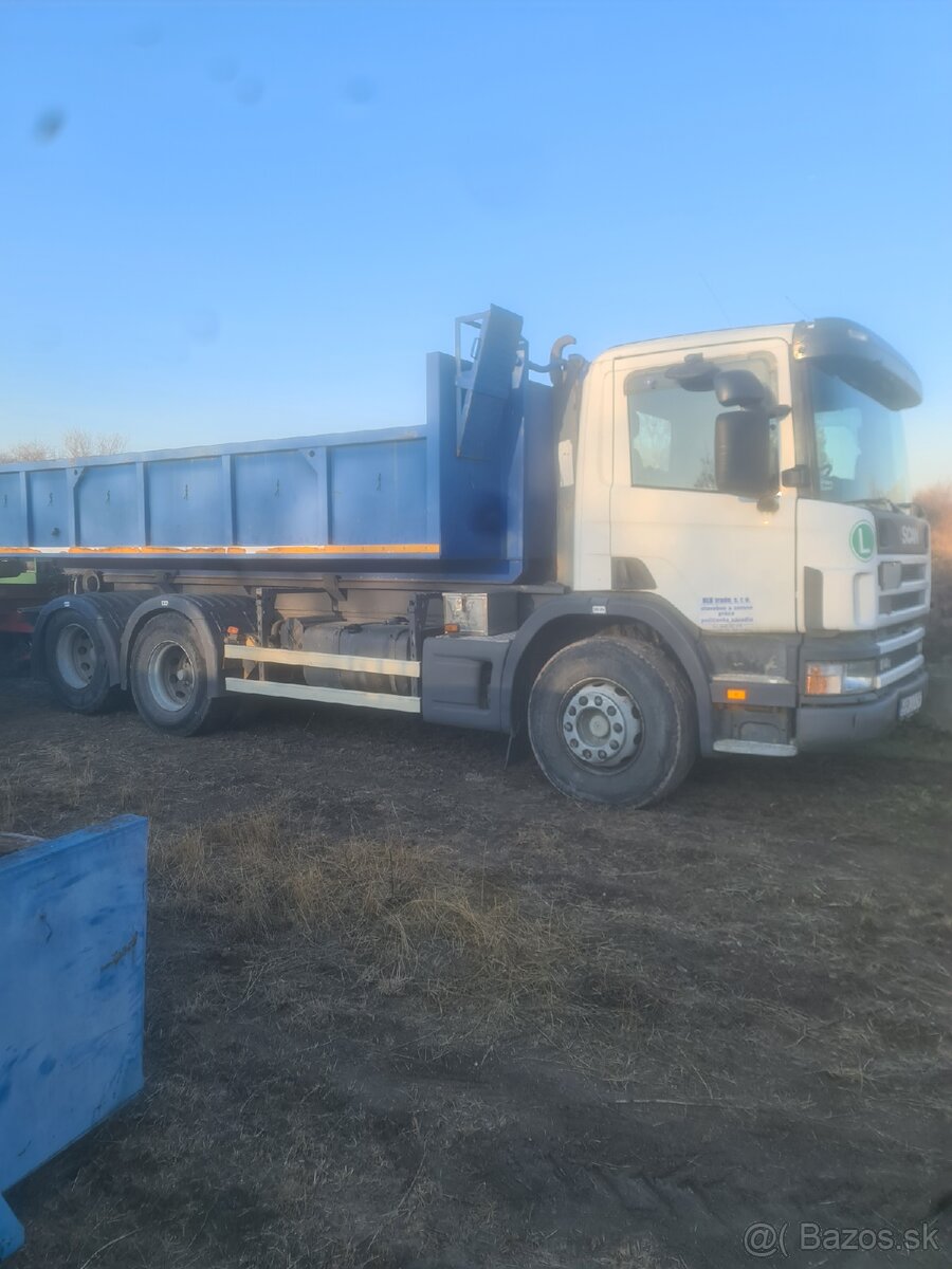 Nákladné vozidlo na prepravu kontajnerov - 3