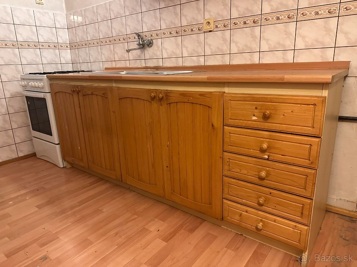 Kuchynská linka - 3